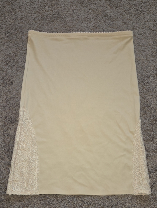 Izod Other - IZOD Tan Beige Nylon Spandex Tummy Control Half Slip Lace Accent Size Medium